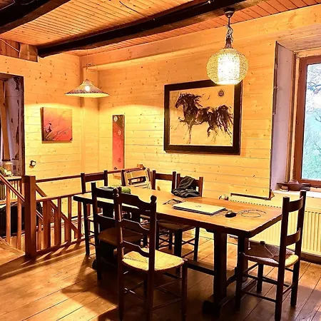 La Roquette-chambre D'hotes 3*